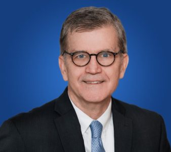 andrew-headshot
